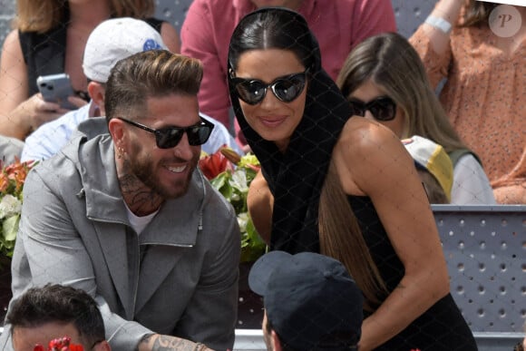 Sergio Ramos et sa femme Pilar Rubio Fernandez - L'Allemand A.Zverev battu par l'Espagnol C.Alcaraz (6-1, 6-2) lors du Masters 1000 de Madrid, le 2 mai 2023. Ce dernier affrontera K.Khachanov en quart de finale. © Imago / Panoramic / Bestimage