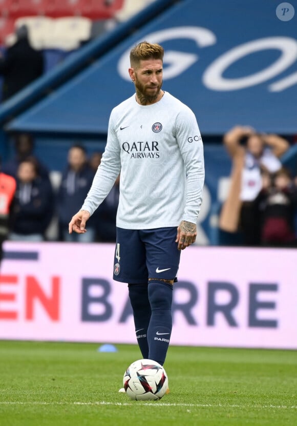 Les cambrioleurs auraient dégradé les lieux, dérobant au passage de l'argent liquide, des bijoux et des vêtements de marque ainsi que des montres de luxe
 
Sergio Ramos ( 4 - PSG ) - lors du match de Ligue 1 Uber Eats "PSG - Lille (4-3)" au Parc des Princes, le 19 février 2023.