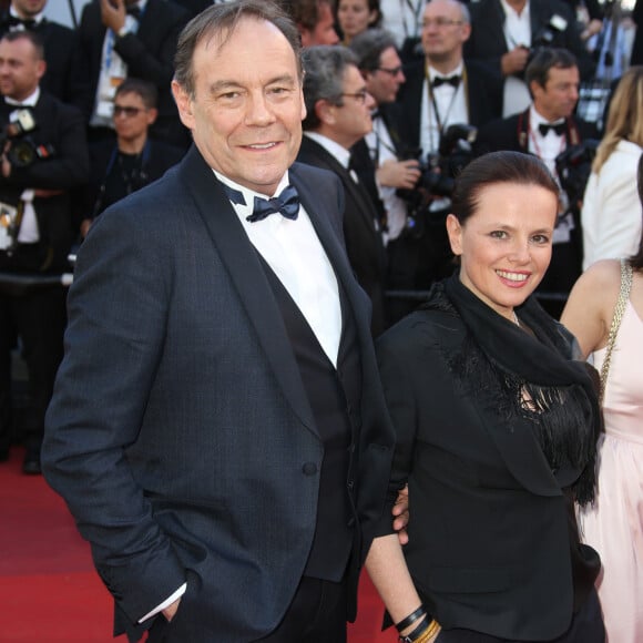 Xavier Couture et sa compagne Emmanuelle Gaume avant la projection de 'Okja' lors du Festival du film de Cannes à Cannes le 19 Mai 2017. © Denis Guignebourg / Bestimage 