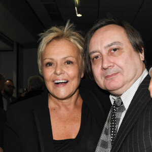 Mais Michel Fau, acteur et ami de Muriel Robin, a fait une confidence
Muriel Robin et Michel Fau - Générale du nouveau spectacle "Muriel Robin et Pof !" au Palais des Sports à Paris le 3 octobre 2019. © Coadic Guirec/Bestimage