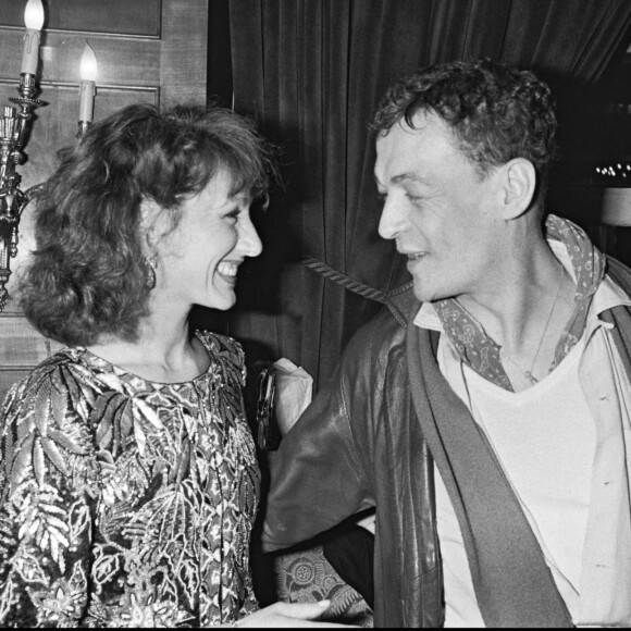 L'occasion de revenir sur son couple avec Philippe Léotard.
Nathalie Baye en couple avec Philippe Léotard : Il a plaqué femme et enfants par amour pour elle