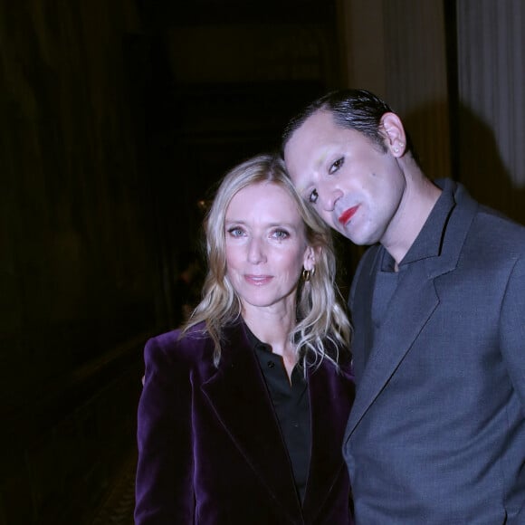 Léa Drucker et Nicolas Maury étaient aussi de la partie.
Léa Drucker et Nicolas Maury - Célébrités à la présentation de la nouvelle Collection femme printemps-Eté 2024 de Christian Louboutin à la Sorbonne dans le cadre de la Fashion Week de Paris, France, le 28 Septembre 2023. © Bertrand Rindoff / Bestimage 