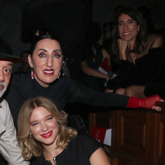 Christian Louboutin, Rossy de Palma et Léa Seydoux - Célébrités à la présentation de la nouvelle Collection femme printemps-Eté 2024 de Christian Louboutin à la Sorbonne dans le cadre de la Fashion Week de Paris, France, le 28 Septembre 2023. © Bertrand Rindoff / Bestimage 