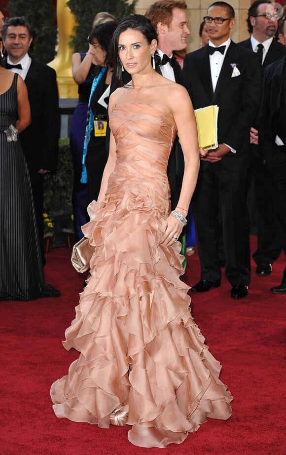 Demi Moore dans une superbe robe Atelier Versace à la 82e cérémonie des Oscars à Los Angeles