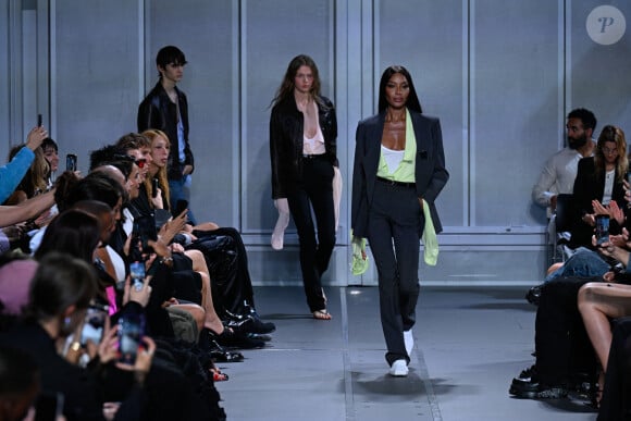 Naomi Campbell - Défilé de mode prêt-à-porter Coperni Printemps/été 2024 lors de la Fashion Week de Paris (PFW) à Paris, France, le 29 septembre 2023.