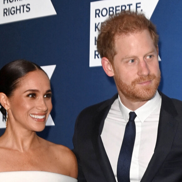 Le prince Harry et Megan Markle au photocall de la soirée de gala "Robert F. Kennedy Human Rights Ripple of Hope 2022" à l'hôtel Hilton de New York City, New York, Etats-Unis, le 6 décembre 2022. 