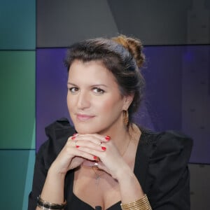 Exclusif - Marlène Schiappa - Marlène Schiappa est l’invitée de V.Bénaïm dans son émission Le Gout des Autres, enregistrée le 16/02/2023 et diffusée le 05/03/2023 sur I24 News - Paris le 16/02/2023 - © Jack Tribeca / Bestimage