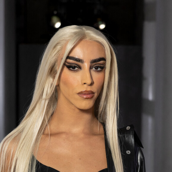 Bilal Hassani - Défilé de mode prêt-à-porter Avellano printemps-été 2024 lors de la Fashion Week à l'institut du Monde Arabe. Paris. Le 3 octobre 2023. © Jeremy Melloul/bestimage