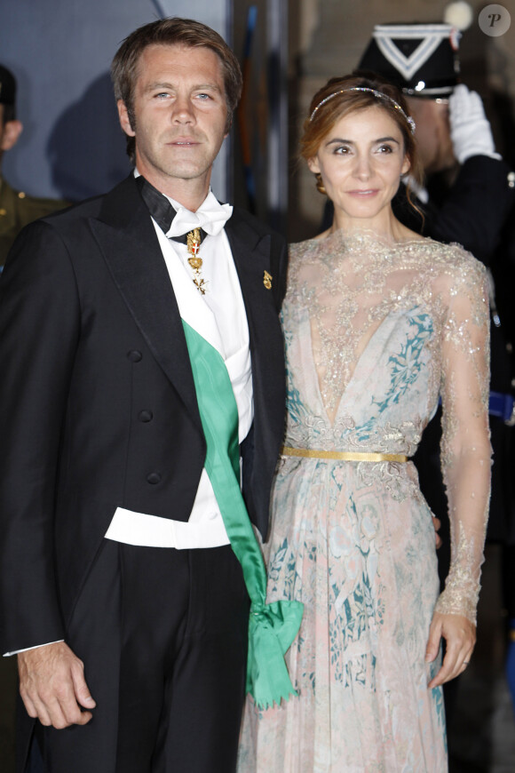Le prince Emmanuel Philibert de Savoie et la princesse Clotilde de Savoie (Clotilde Courau) - Arrivee des invites au diner de gala organise au Palais Grand-Ducal, a l'occasion du mariage du prince Guillaume de Luxembourg et la comtesse Stephanie de Lannoy a Luxembourg, le 19 octobre 2012. 