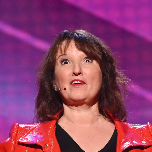 Exclusif - Anne Roumanoff - Anne Roumanoff fête ses 35 ans de carrière avec le spectacle "Anne Roumanoff & Co s'amusent" à l'Olympia de Paris le 4 décembre 2022. © Coadic guirec/Bestimage 