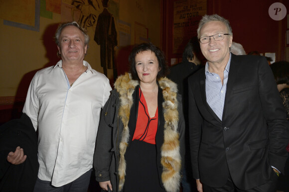 Anne Roumanoff avec son mari Philippe Vaillant et Laurent Ruquier - Backstage de la 150ème représentation de la pièce "Je préfère qu'on reste amis" au Théâtre Antoine à Paris le 5 novembre 2014.