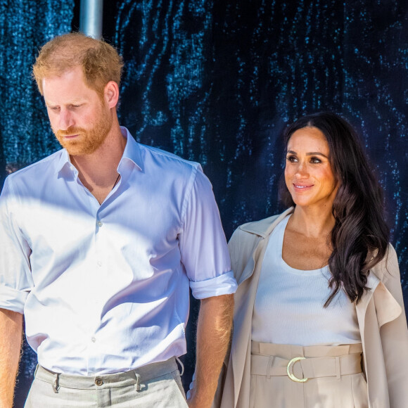 Ensemble depuis maintenant plus de cinq ans, le duc et la duchesse de Sussex sont toujours aussi amoureux. 
Le prince Harry, duc de Sussex et Meghan Markle, duchesse de Sussex lors des Invictus Games 2023 au Merkur Spiel-Arena à Düsseldorf.