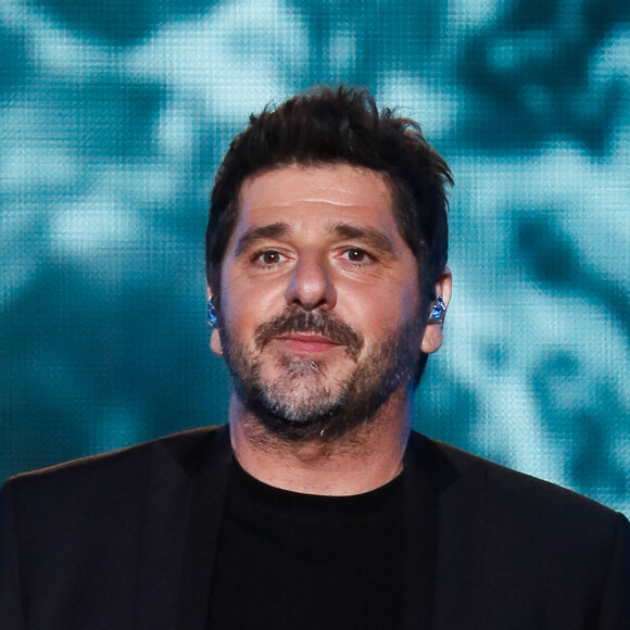 Exclusif - Patrick Fiori - Enregistrement de l'émission "Paris 2024 le concert événement...dans un an les jeux" sur le parvis de l'Hôtel de Ville de Paris, diffusée le 25 juillet sur France 2 à 21h10. Le 3 juillet 2023 © Tiziano Da Silva-Christophe Clovis / Bestimage Paris 2024 le concert événement Dans un an, les Jeux ! Présenté par L.Thilleman, L.Luyat avec la participation de T.Estanguet Mardi 25 juillet à 21.10 À un an du lancement des Jeux Olympiques et Paralympiques, artistes et athlètes nous donnent rendez-vous pour fêter la magie des Jeux ! Depuis le parvis de l’hôtel de Ville de Paris et des futurs sites emblématiques de Paris 2024, la Tour Eiffel, Versailles, le Trocadéro, la Seine… Ce grand show réunira le temps d’un soir la musique et le sport, à travers des live et tableaux d’exception. Tout au long de la soirée, artistes et sportifs se dépasseront à travers des performances en musique, pour aller toujours plus haut, plus fort, plus loin et célébrer les valeurs fondamentales de l'olympisme ! Un événement pour nous offrir un avant-goût de l’arrivée des Jeux Olympiques et Paralympiques de 2024 !  Exclusive - No Web No Blog pour Belgique et Suisse 