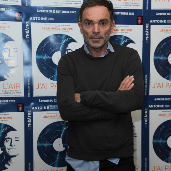 Exclusif - Yann Moix - Personnalités à la première du spectacle de Jean-Paul Rouve "J'ai pas l'air" au Théâtre Antoine à Paris. Le 22 septembre 2022 © G.Gorassini-B.Rindoff Petroff / Bestimage 
