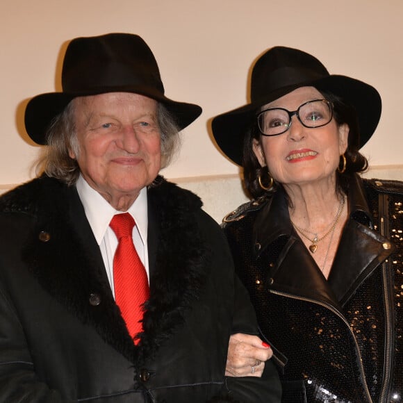 "Nous partageons ce même amour et ce même respect pour la musique et le travail."
Nana Mouskouri et son mari André Chapelle lors du photocall du dernier défilé de mode Haute-Couture printemps-été 2020 "Jean-Paul Gaultier" au théâtre du Châtelet à Paris, France, le 22 janvier 2020. © Veeren-Clovis/Bestimage 