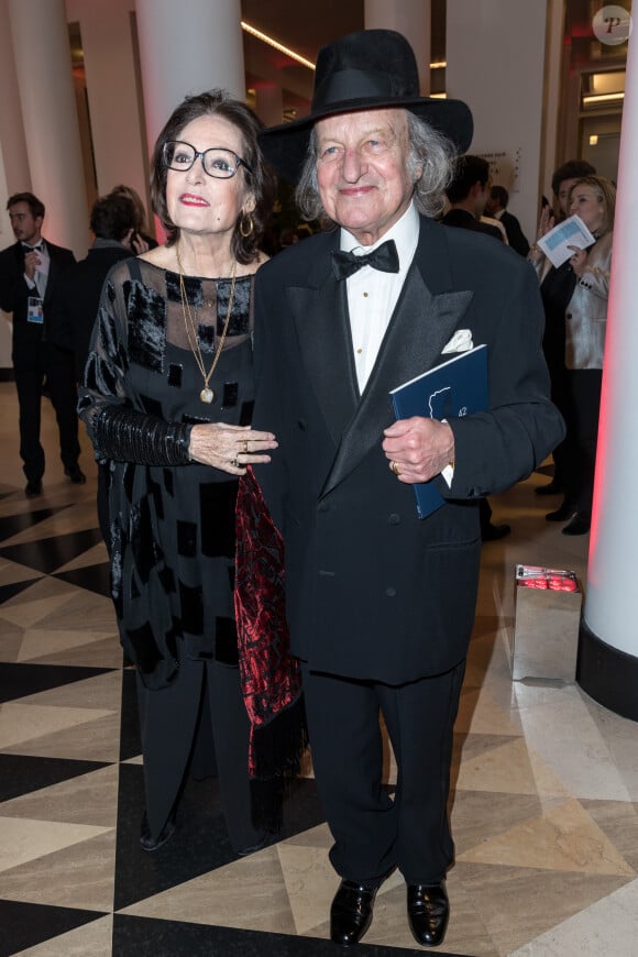 Nana Mouskouri et son mari André Chapelle - Arrivées à la 42ème cérémonie des César à la salle Pleyel à Paris le 24 février 2017. © Olivier Borde / Dominique Jacovides / Bestimage 