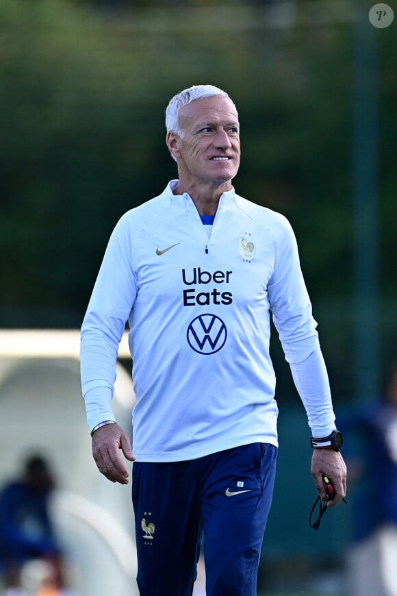 Plusieurs options sont envisagées dans le cas de Didier Deschamps
 
Didier Deschamps (sélectionneur) - - L'équipe de France en entrainement au Centre National du Football (CNF) de Clairefontaine-en-Yvelines, France, le 9 octobre 2023. © Federico Pestellini/Panoramic/Bestimage