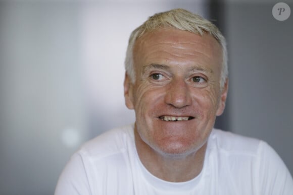 Il est possible qu'il ait eu recours à des facettes
 
Exclusif - Le Selectionneur de l'équipe de France de Football Didier Deschamps donne une interview après sa victoire à la coupe du monde 2018 en Russie le 19 juillet 2018