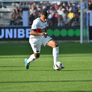 Kylian Mbappe (psg) lors du match de Ligue 1 Uber Eats "Clermont Foot - PSG (0-0)" au stade Gabriel-Montpied, le 30 septembre 2023. 