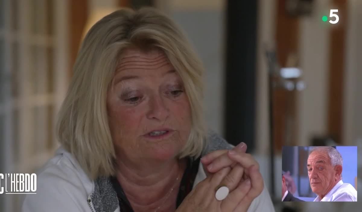 PUREPEOPLE 🔵 Marina Carrère d’Encausse et