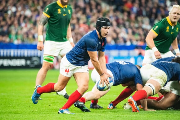 Antoine Dupont (XV de France) - Coupe du Monde de Rugby France 2023 - Match de quart de finale "France-Afrique du Sud (28-29)" au Stade de France à Saint-Denis 15 octobre 2023.  Rugby World Cup France 2023 - Quarter-final match "France-South Africa (28-29)" at the Stade de France in Saint-Denis October 15, 2023 