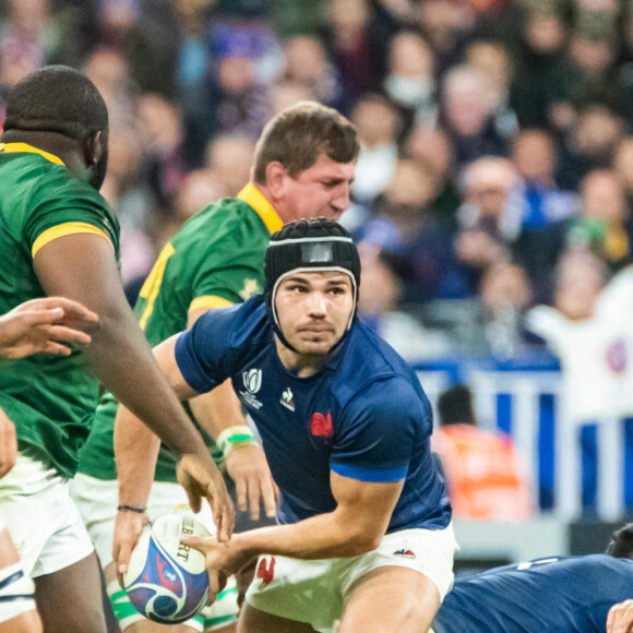 Antoine Dupont (XV de France) - Coupe du Monde de Rugby France 2023 - Match de quart de finale "France-Afrique du Sud (28-29)" au Stade de France à Saint-Denis 15 octobre 2023.  Rugby World Cup France 2023 - Quarter-final match "France-South Africa (28-29)" at the Stade de France in Saint-Denis October 15, 2023 