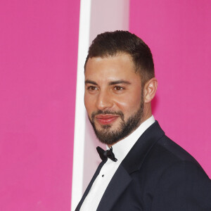 Marwan Berreni lors du photocall de "Plus Belle La Vie" lors du festival Cannes Series 2022. Cannes le 23 avril 2022. © Denis Guignebourg/Bestimage