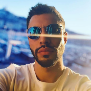 "J'ai l'impression qu'une partie de ma vie s'envole avec toi...", a-t-elle ajouté.
Marwan Berreni de "Plus belle la vie" à Marseille, Instagram
