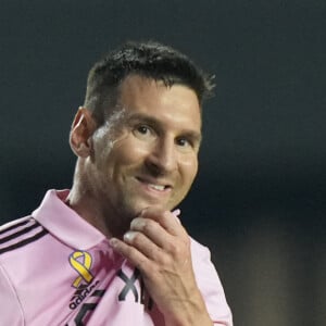 L'Argentin dispose d'un salaire fixe de 12 millions d'euros à l'Inter Miami
 
Lionel Messi avec son club de l'Inter Miami.