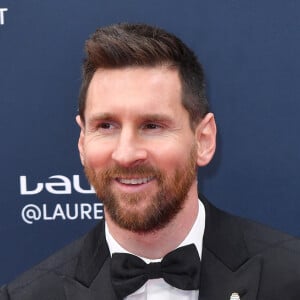 Le salaire monstrueux de Lionel Messi dévoilé
 
Lionel Messi - Les Lauréats des "Laureus World Sports Awards" à Paris. © Veeren/Bestimage