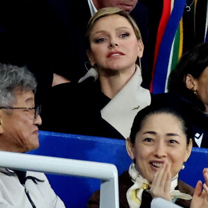 Charlène de Monaco dans les tribunes lors de la demi-finale de la Coupe du Monde de Rugby opposant l'Angleterre à l'Afrique du Sud (15 - 16) au Stade de France à Saint-Denis, France, le 21 octobre 2023. © Dominique Jacovides/Bestimage