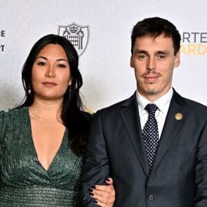 Louis et sa femme Marie Ducruet se sont accordés une sortie de couple !
Louis et sa femme Marie Ducruet au photocall de la soirée des Sportel Awards au Grimaldi Forum à Monaco. Les Sportel Awards sont une compétition internationale visant à récompenser les plus belles images de sport de l'année dans le cadre du Sportel qui est un salon international du sport et des médias qui se déroule en Principauté. © Bruno Bebert/Bestimage 