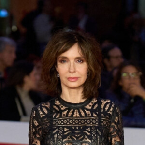 Anne Parillaud à la première du film "A la recherche" lors de la 18ème édition du festival du film de Rome le 24 octobre 2023. 
