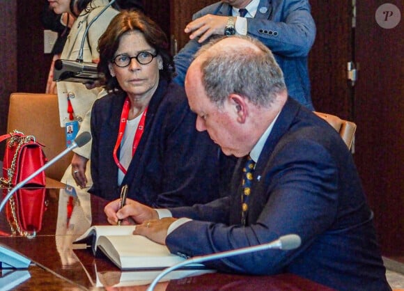 Le prince Albert II de Monaco et la princesse Stéphanie assistent à la conférence intergouvernementale sur la biodiversité marine des zones situées au-delà des limites de la juridiction nationale aux Nations Unies le 19 juin 2023 