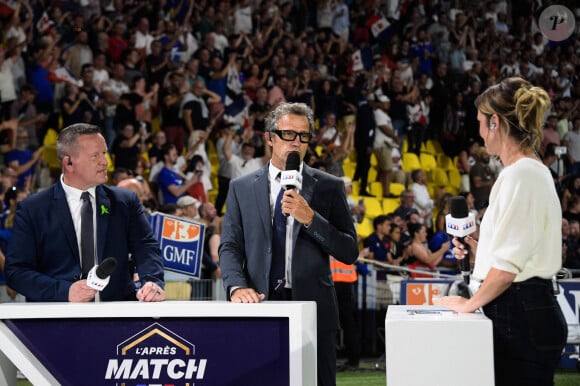 Fabien Galthie ( entraineur France ) - Isabelle Ithurburu - Christian Califano Test match international de rugby à XV avant la Coupe du monde entre la France et les Fidji au stade de la Beaujoire à Nantes, France, le 19 août 2023. la France a gagné 34-17. © Federico Pestellini/Panoramic/Bestimage