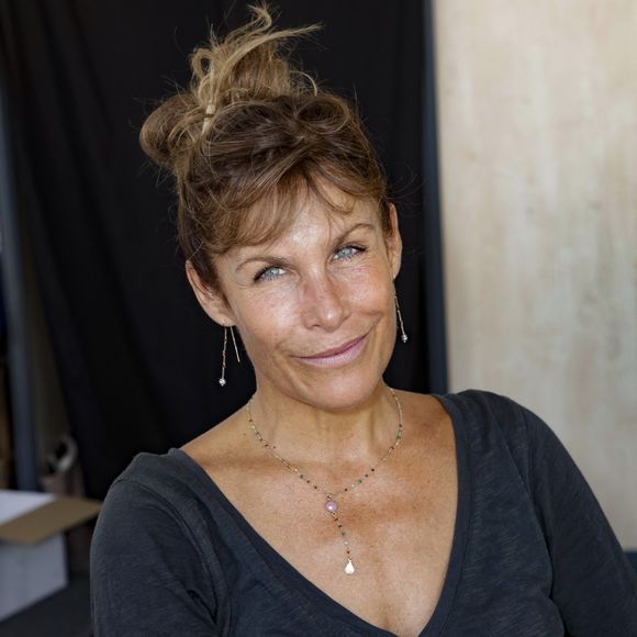 En couple pendant 14 ans, le couple s'est hélas séparé. C'est l'actrice qui annonçait la nouvelle en mai dernier à nos confrères des médias Gala et Télé-Loisirs. 
Astrid Veillon - 25ème édition du Festival du Livre à Nice le 18 septembre 2021. 