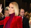 Elle a assisté à un match de hockey hier soir
Celine Dion arbore un total look rouge satin et velour à la sortie de son hôtel à New York, le 14 novembre 2019 