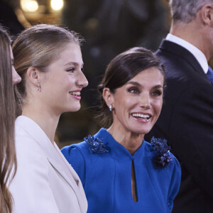 La princesse héritière Leonor d'Espagne prête serment d'allégeance à la Constitution le jour de son 18ème anniversaire ; Elle reçoit le collier de l'ordre de Charles III Le 31 octobre 2023.  Photo ©2023 95/Lagencia