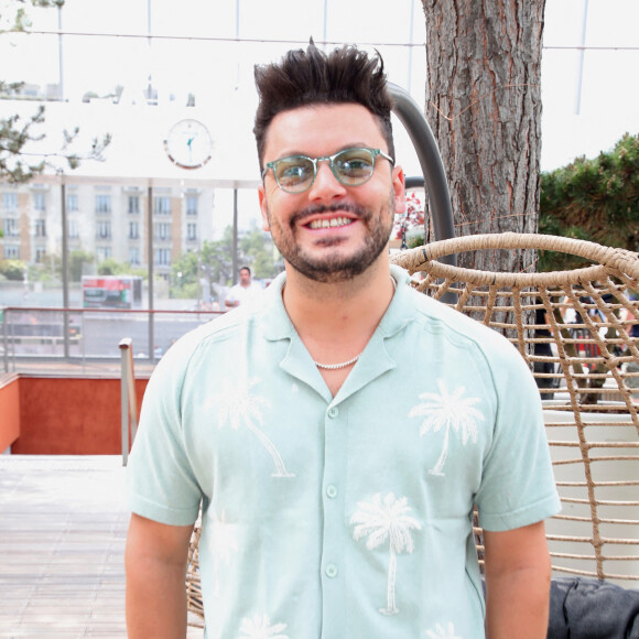 "J'avoue que cela m'est arrivé", avait-il révélé.
Exclusif - Kev Adams - Célébrités aux Internationaux de France de Tennis de Roland Garros 2023 - Jour 13 à Paris le 09 Juin 2023. © Bertrand Rindoff / Bestimage 