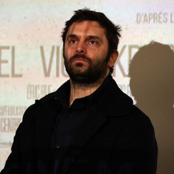 "La dureté de l'accompagnement dans la maladie, la douleur, la chimio qui ne marche pas...
L'acteur Pio Marmaï - Avant-première du film "Les trois mousquetaires : D'Artagnan" au cinéma UGC Ciné Cité à Bordeaux. Le 26 février 2023 © Jean-Marc Lhomer / Bestimage 