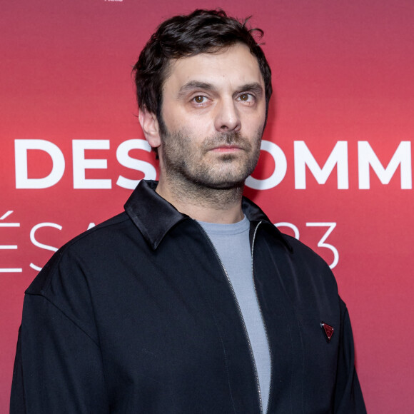 se confiait il y a quelques jours pour Le Monde sur la mort de sa mère, survenue en 2013.
Pio Marmaï au photocall du dîner des nommés au Cesar 2023 au Fouquet's à Paris le 6 février 2023. © Olivier Borde / Bestimage 