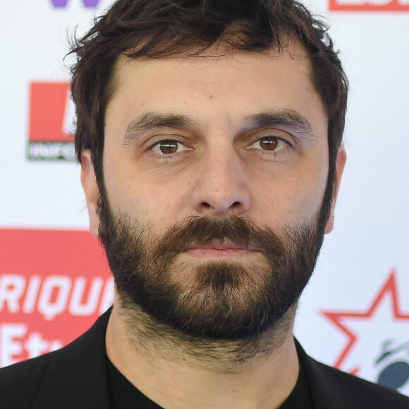 J'ai cru que je maîtrisais, mais j'ai passé les trois-quatre années qui ont suivi dans une espèce..
Pio Marmaï - Les célébrités assistent au Grand Prix d'Amérique 2023 à l'hippodrome de Vincennes, à Paris le 29 janvier 2023.