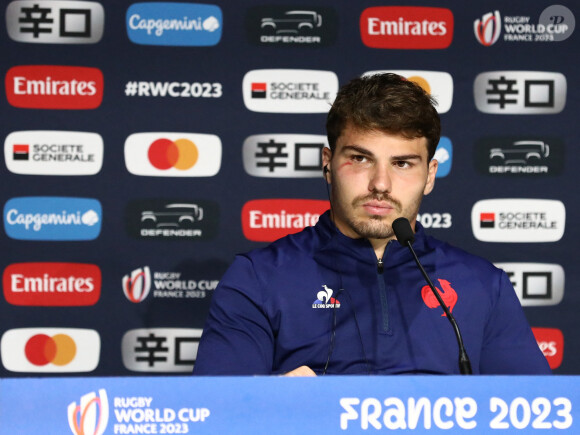 Le rugbyman vient de montrer en photo qu'il semble être en couple
 
Antoine Dupont (Credit Image: © Mickael Chavet/ZUMA Press Wire)