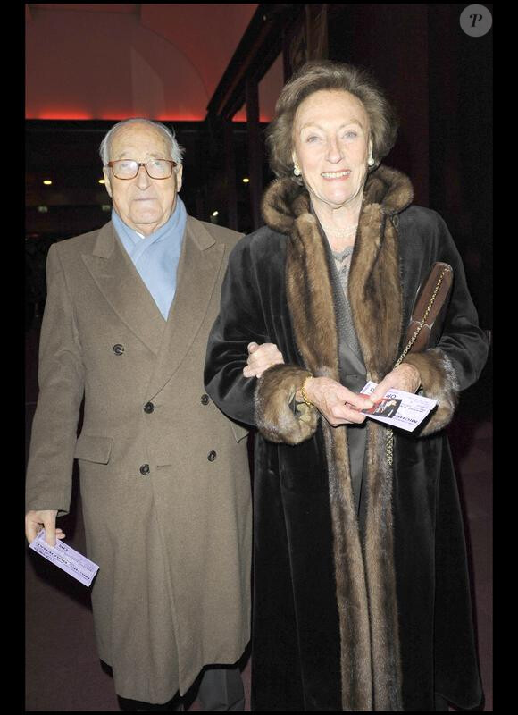 Alain Decaux et sa femme Micheline à la générale du spectacle de Michel Boujenah "Enfin libre" à l'Olympia le 9 mars 2010