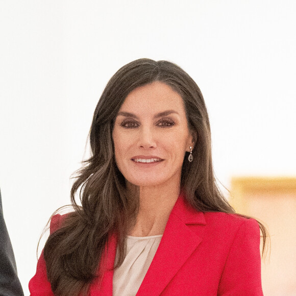Le roi Felipe VI et la reine Letizia d'Espagne, inaugurent l'exposition "Picasso 1906. La Grande Transformation" au musée Reine Sofía à Madrid, le 14 novembre 2023. 