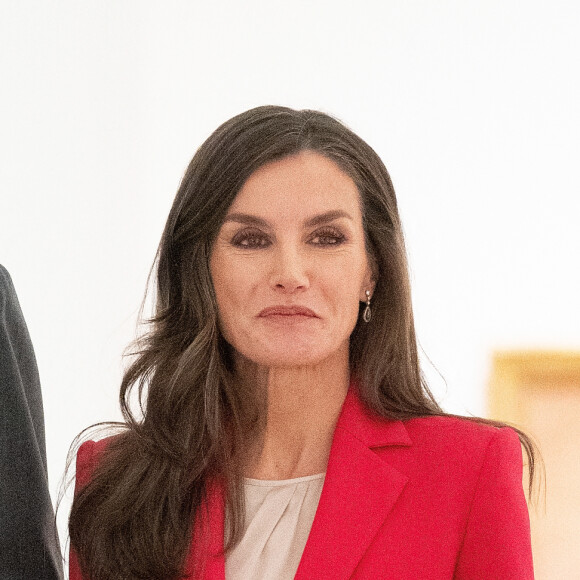 Le roi Felipe VI et la reine Letizia d'Espagne, inaugurent l'exposition "Picasso 1906. La Grande Transformation" au musée Reine Sofía à Madrid, le 14 novembre 2023. 
