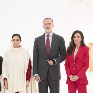 Le roi Felipe VI et la reine Letizia d'Espagne, inaugurent l'exposition "Picasso 1906. La Grande Transformation" au musée Reine Sofía à Madrid, le 14 novembre 2023. 