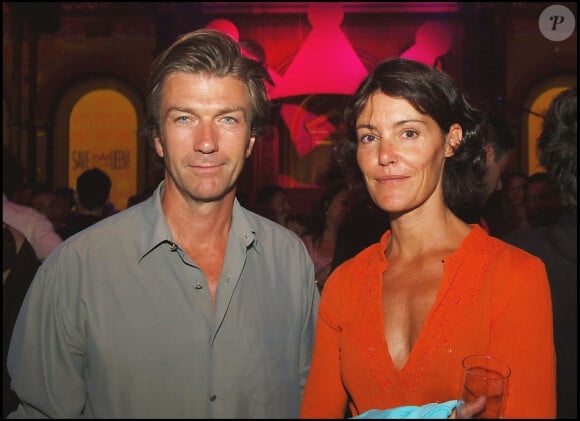 Caroline Tresca et Philippe Caroit - Bal organisé par la marque de vêtements Save The Queen à l'école des Beaux-arts à Paris pour inaugurer leur boutique Boulevard Saint-Germain le 3 septembre 2005