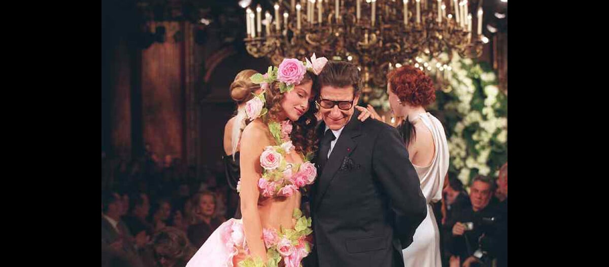 Laetitia casta robe de on sale mariee yves saint laurent