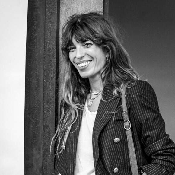 "J'ai stagné dans l'antichambre de la mort", a-t-elle confié à "Madame Figaro".
Lou Doillon présente le film Boxes réalisé par sa mère Jane Birkin lors du festival Lumière 2023 à Lyon le 22 octobre 2023. © Sandrine Thesillat / Panoramic / Bestimage